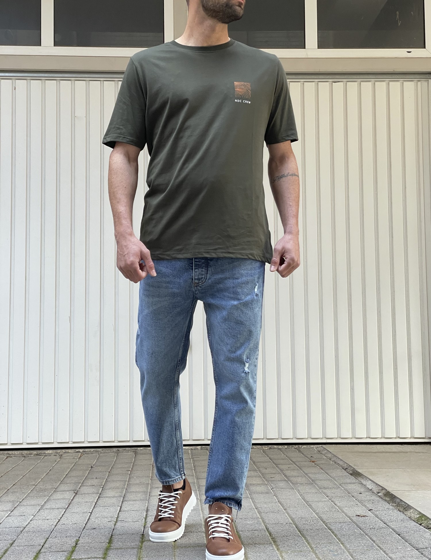 Ανδρικό μπλε με φθορές σταθερό Loose Jean πεντάτσεπο με κουμπιά JR8002 φωτογραφία